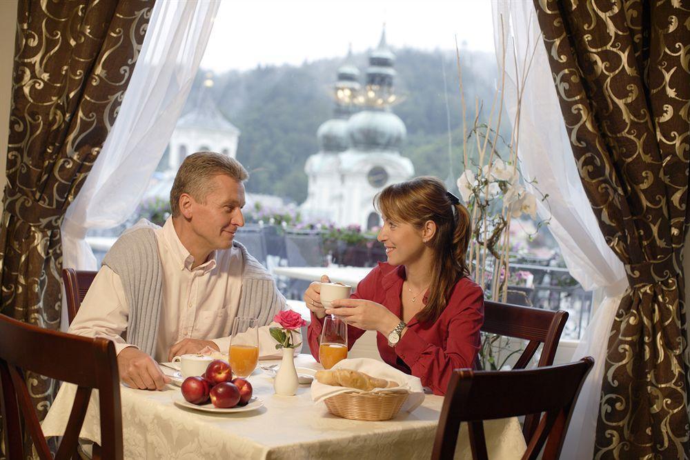 Schlosspark Карловы Вары